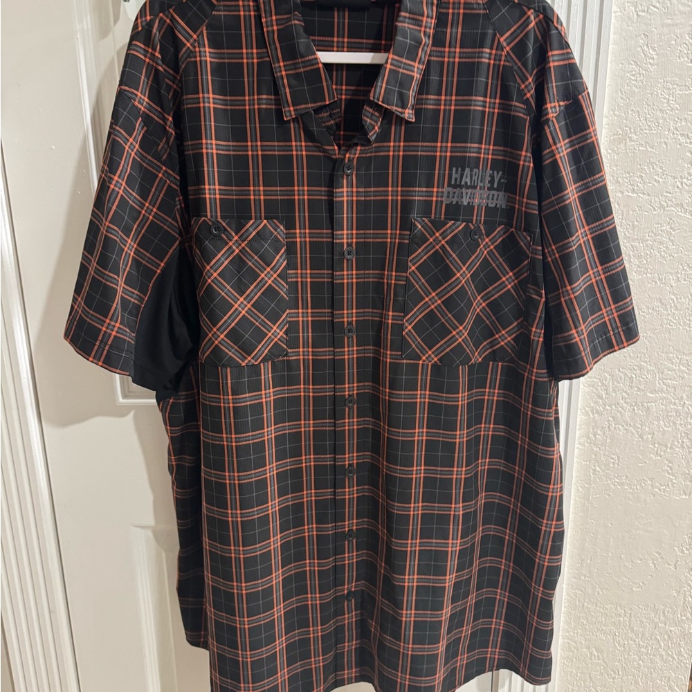 Harley-Davidson Black and Orange Casual Button Down Shirt